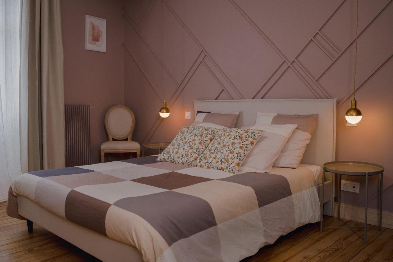 Les 3 Berets Chambres D'Hotes Олорон-Сен-Мари Екстериор снимка