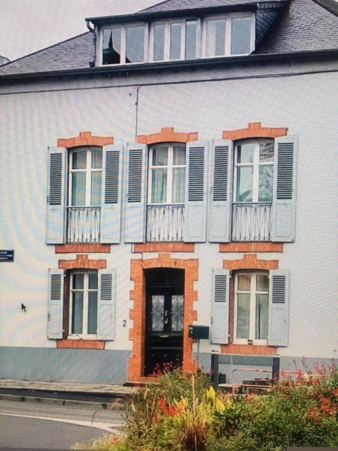 Les 3 Berets Chambres D'Hotes Олорон-Сен-Мари Екстериор снимка